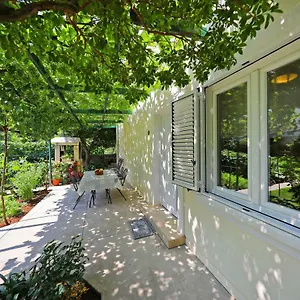  Apartament Girica